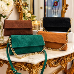 Luxuary Quilted Velvet Feel Handbag With Dual Stap